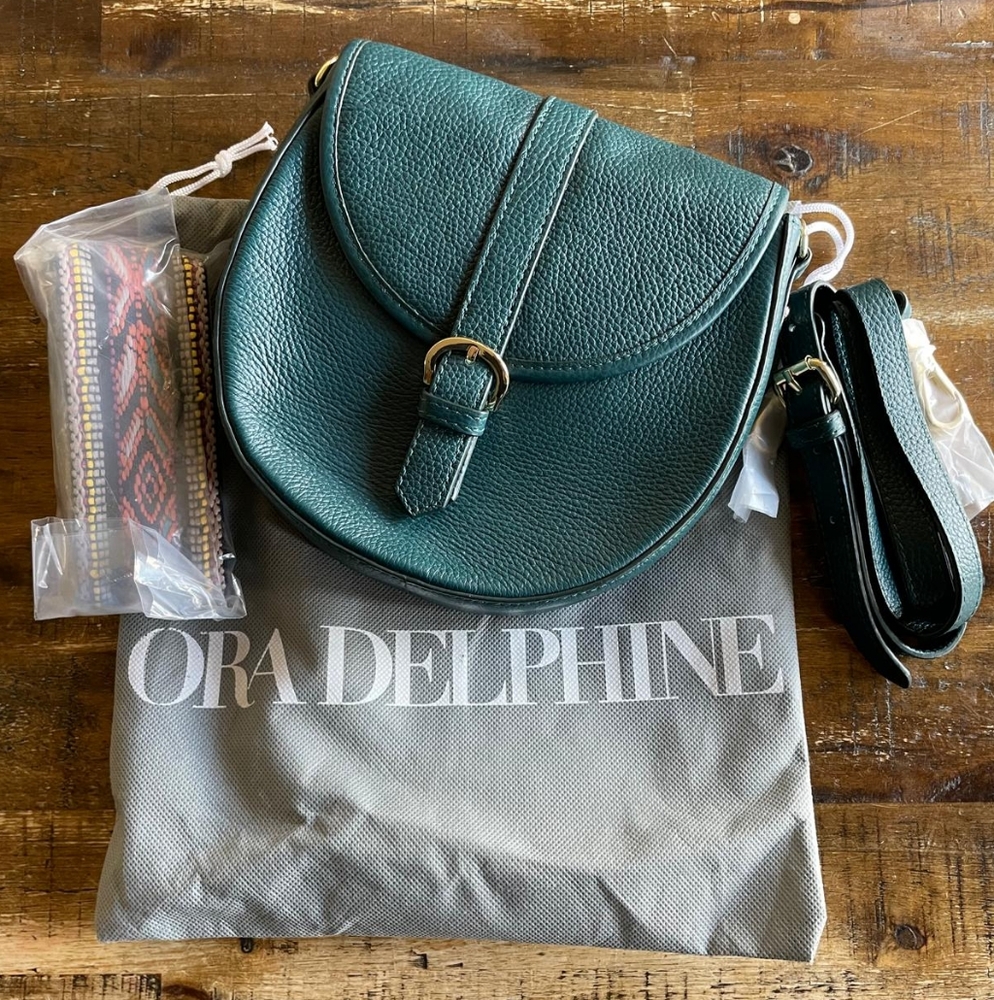 Brand New Ora Delphine Emerald Green Leather Crossbody Bag w/Dustbag